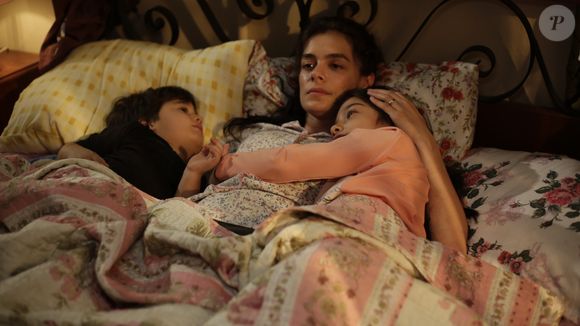 Bahar toma decisão para proteger a filha, Nisan, na novela 'Força de Mulher'