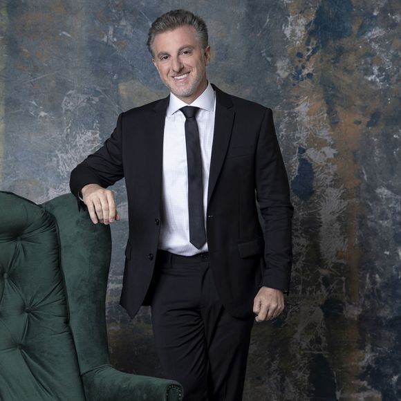 Luciano Huck gera polêmica ao narrar comercial de casa de apostas durante novela 'Vale Tudo'