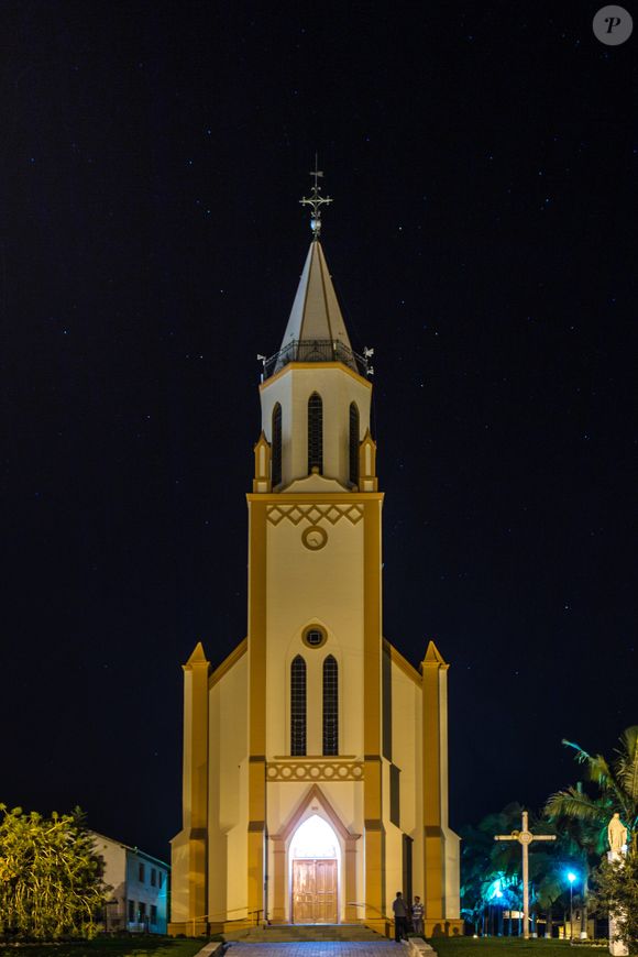 Arquidiocese de Joinville pede oração e repudia explosão em espaço sagrado