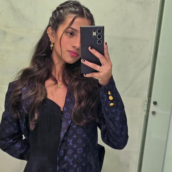 Rayssa Leal completa 18 anos neste domingo (4) e entra na vida adulta como ícone do esporte brasileiro, medalhista olímpica e símbolo de uma geração que cresceu acompanhando suas conquistas dentro e fora das pistas