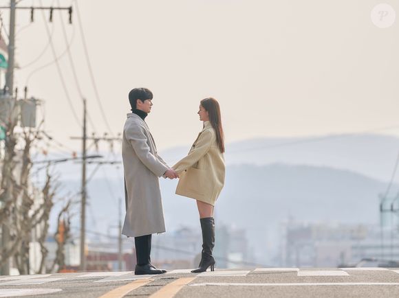 'Posso Ajudar?' traz uma diretora funerária capaz de se comunicar com mortos e que realiza seus últimos desejos