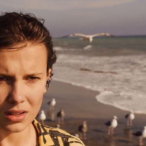 Esta foi a primeira vez que o público viu Millie Bobby Brown com um cabelo maior em cena