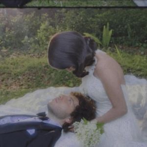 Casamento surpresa de Selena Gomez e Benny Blanco aconteceu em Santa Barbara, nos EUA