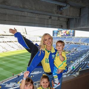 Frequência escolar das filhas de Virgínia entra em debate após viagens e compromissos familiares