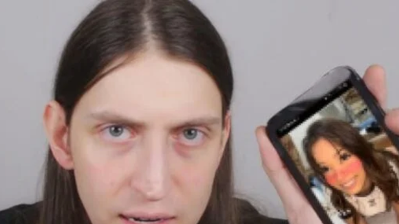 Felca revela um ano de pesquisas para vídeo 'Adultização', com 45 milhões de visualizações, por 'tema aversivo': '30 minutos ao dia'