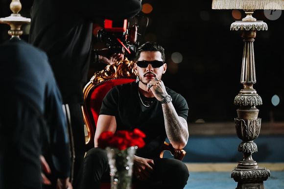 Rapper Hungria Hip Hop está internado: são 27 casos suspeitos em São Paulo e 10 confirmados, com uma morte e outros cinco óbitos em análise