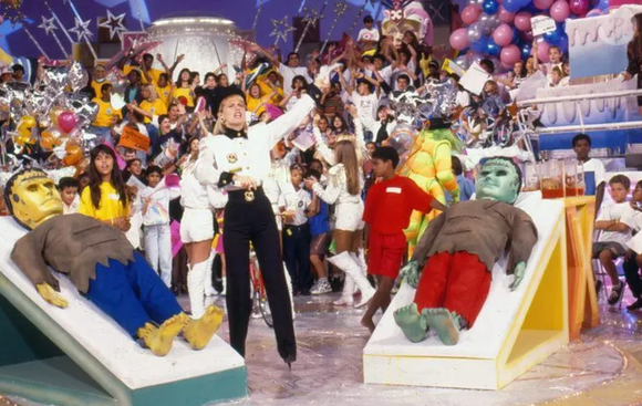 'Xou da Xuxa' ocupava praticamente toda a manhã de segunda a sábado, das 8h às 13h, em abril de 1990; passados 35 anos, Globo não tem nenhum programa infantil nessa faixa