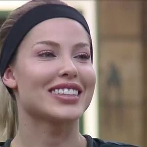 Saory Cardoso em ‘A Fazenda’: ‘Pegou o Gusttavo Lima quando ele estava casado ou solteiro? Você era amante? Não responde, né? Amante não tem lar’