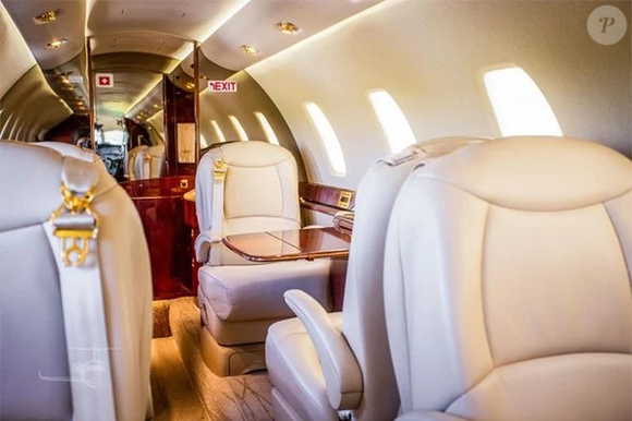 O jatinho de Virginia Fonseca possui espaço interno adaptado para maior conforto durante voos de média e longa distância; na imagem, o mesmo modelo
