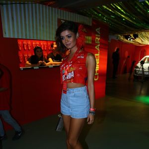 Em 2014, Sophie Charlotte mantinha o cabelo chanel, mas não demorou para radicalizar o visual