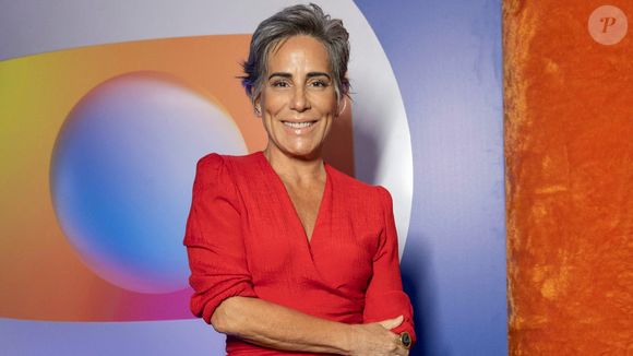 Segundo a coluna de Carla Bittencourt, Gloria Pires afirmou que a filha está 'no meio do mato'