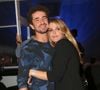 'Power Couple Brasil 7' é apresentado na Record por Rafa Brites e Felipe Andreoli e termina em duas semanas