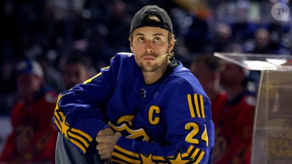 Justin Bieber em Copacabana? Nesta sexta-feira (30), o colunista Lucas Pasin, do portal Metrópoles, revelou os bastidores da negociação com o astro canadense