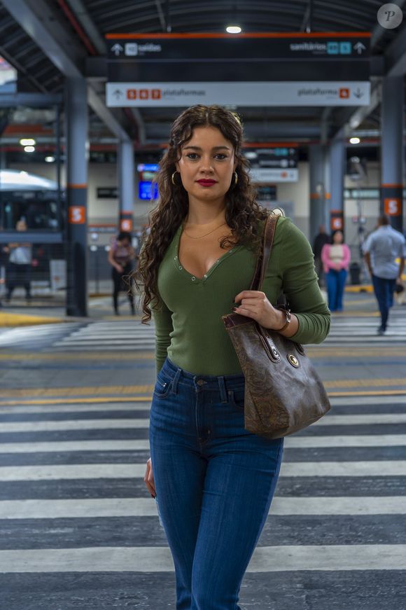 Aos 36 anos, Sophie Charlotte colhe frutos como Gerluce na novela 'Três Graças'