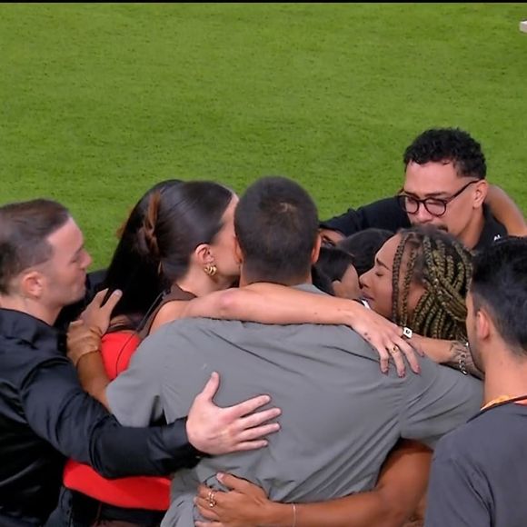 Vilma foi consolada pela casa após eliminação de Diogo Almeida do 'BBB 25'