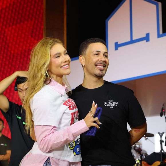 Virginia Fonseca está com Zé Felipe no rancho de Carlinhos Maia