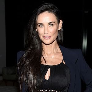 A a aparência da  atriz Demi Moore na Vogue Fashion Fund Awards em 2 de novembro de 2015, na cidade de Nova York