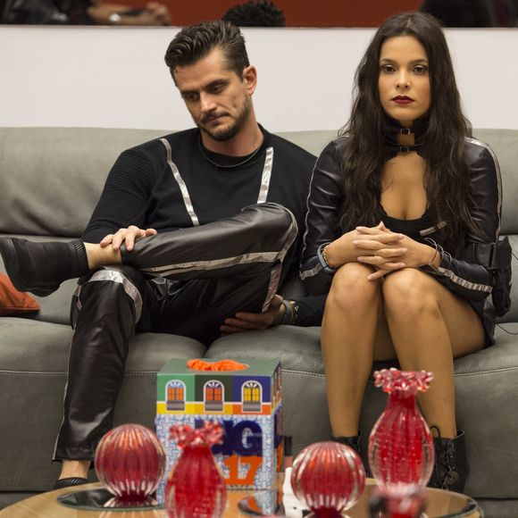 Marcos Harter protagonizou um romance com Emilly Araújo dentro do 'BBB 17'.