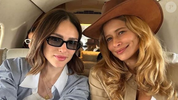 Naiane (Isabelle Drummond) e Agrado (Isadora Cruz) descobrirão que são irmas por parte do pai