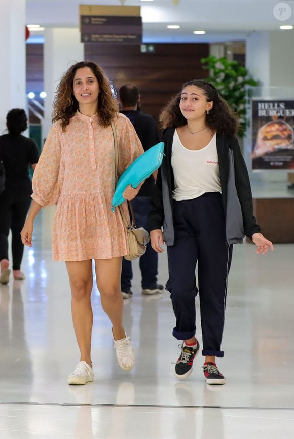 Filha de Camila Pitanga vive longe dos holofotes