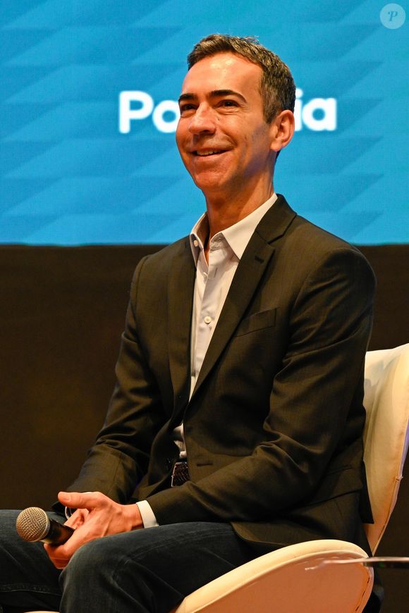 César Tralli foi incumbido de fazer a cobertura ao vivo, mas muitos internautas apontam que o jornalista fez piada com a situação do ex-presidente no ar