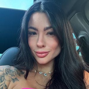 Rayane Figliuzzi tinha que se apresentar mensalmente, foi proibida de manter contato com os outros investigados e não podia sair do Rio de Janeiro sem autorização por mais de 8 dias