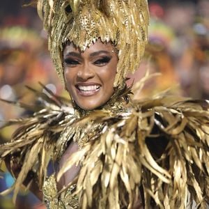 Erika Januza era rainha de bateria da Viradouro até o ano passado