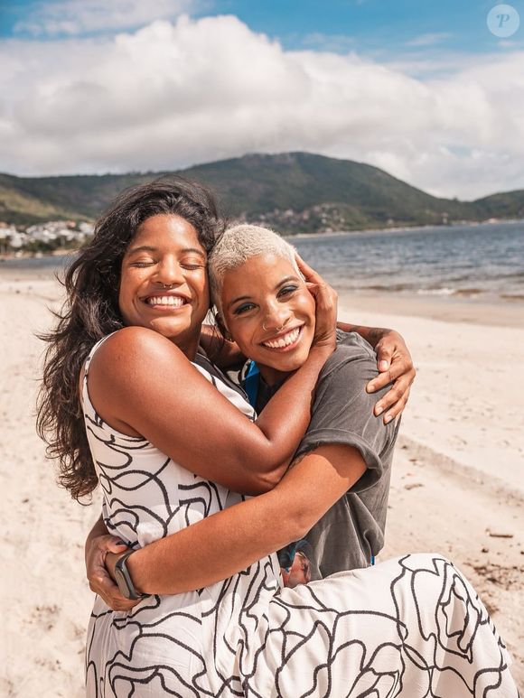 Caso Juliana Marins: desta vez, em novo relato comovente, irmã de Juliana Marins fez um emocionante agradecimento, além de publicar fotos ao lado da jovem, ainda na infância.