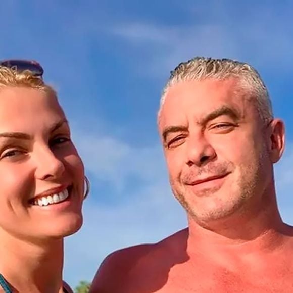 Casamento de Ana Hickmann e Alexandre Correa chegou ao fim em novembro de 2023, após a apresentadora acusar o ex-marido violência doméstica: advogada explica que casos de agressão interferiam em retirada compulsória frente ao divórcio unilateral