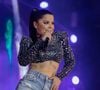A cantora Maraisa vem sendo alvo de uma polêmica na web após publicar uma nova música na última sexta-feira (25)