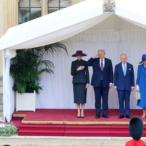 Com postura elegante, Kate Middleton atendeu ao pedido