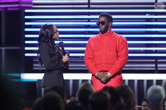 Sean “Diddy” Combs continuará preso, segundo o TMZ