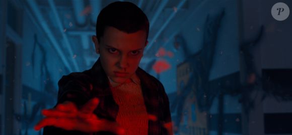 Durante a segunda temporada, Millie Bobby Brown voltou a ter a cabeça raspada