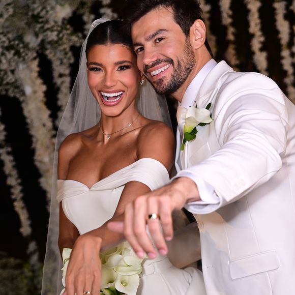 Mariano acabou de se casar com a ex-Miss Brasil Jakelyne Oliveira