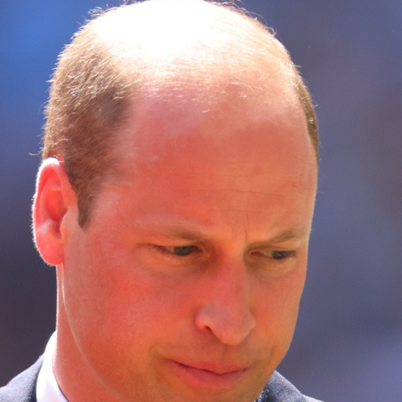 Veja antes que suma: a foto que Príncipe William quer que desapareça da internet antes de virar rei