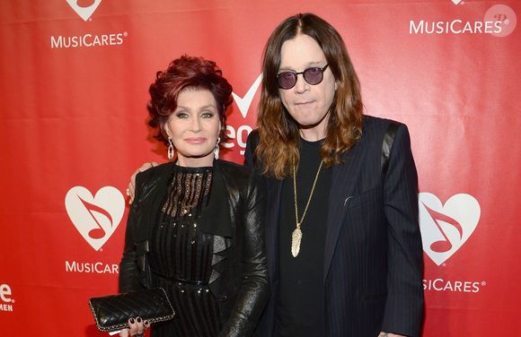 Ozzy Osbourne estava sempre acompanhado da esposa, Sharon, que cuidava de sua agenda