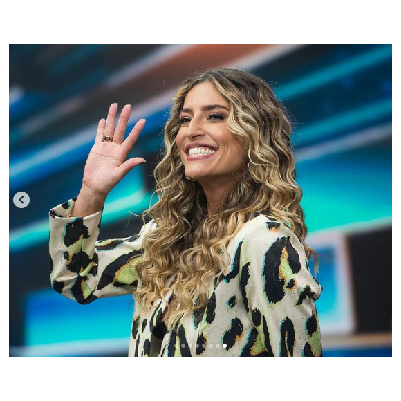 Maria Joana aplica botox nas axilas no combate ao suor