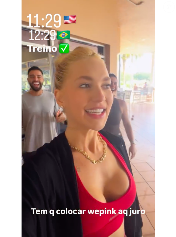 "Treinamos... gente, juro, teve uma hora que a cabeça começou até a doer", disse Virgínia Fonseca