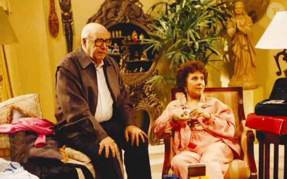 Os pais de Vandinha (Claudia Lira) em 'História de Amor'.