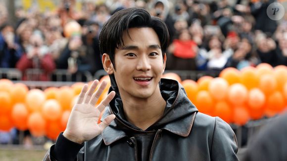 Kim Soo-hyun também é dono da Gold Medalist, empresa que cuidava da carreira de Sae-ron e que ela ficou devendo antes de morrer