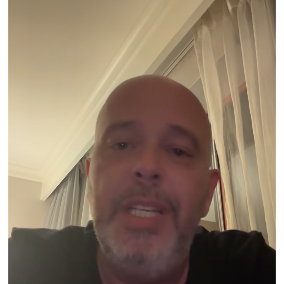 "O que aconteceu? Não sei. Um estresse, um cansaço, não sei, mas aconteceu. É legal dizer, inclusive, que, dois minutos depois, eu estava falando normalmente", disse Alex Escobar