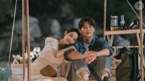 'Hometown Cha-Cha-Cha': uma dentista recomeça a vida em uma vila tranquila e encontra um romance longe da cidade grande