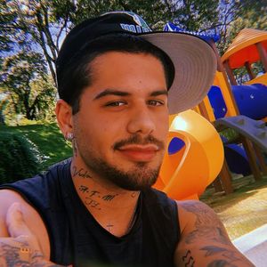 Zé Felipe está oficialmente solteiro