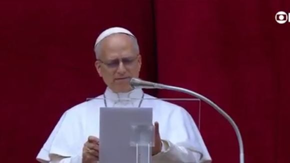 Papa Leão XIV lembra Dia das Mães, repete palavra 'paz' 10 vezes em 12 minutos e cita preocupação com guerra na 1ª oração de domingo