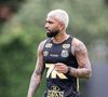 Gabigol já treina entre os titulares do Santos, no qual foi apresentado em 3 de janeiro de 2026