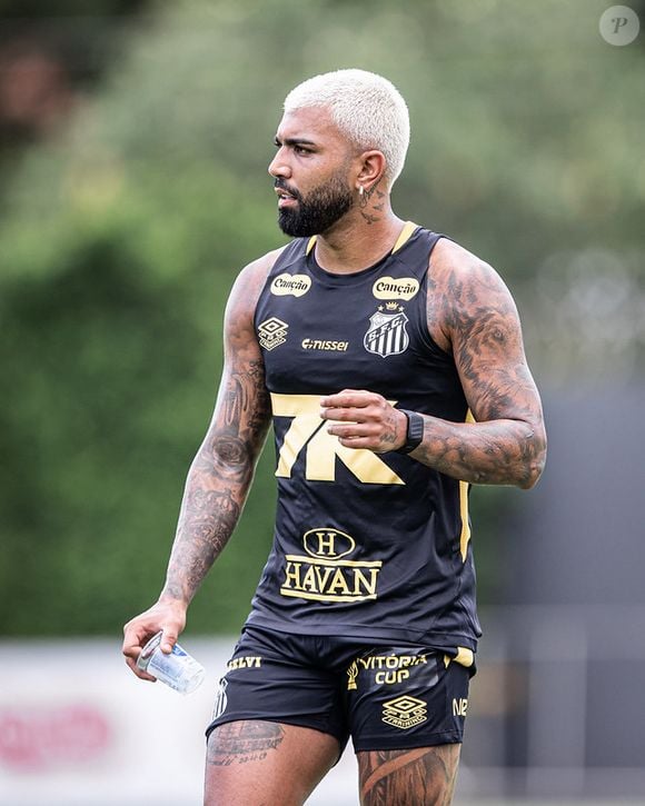 Gabigol já treina entre os titulares do Santos, no qual foi apresentado em 3 de janeiro de 2026