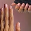 Unhas minimalistas e elegantes: 11 fotos da tendência 'soap nails' que rejuvenesce as mãos e vai dominar o Outono