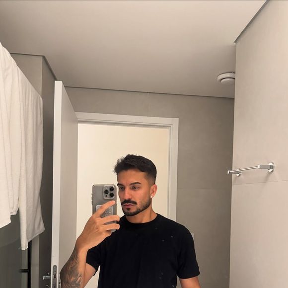 Ana Castela de namorado novo? Boiadeira é apontada como namorada de Jhonathan Coelho, influencer e humorista