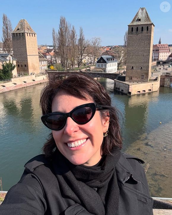 Em uma das postagens, a fisioterapeuta Natasha, esposa de Bonner, brincou sobre o frio congelante: "Céu azul. Max 7º Min 1º. É isso!".