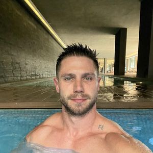 Jonas Sulzbach também gerou rumores de que teria feito uma harmonização facial